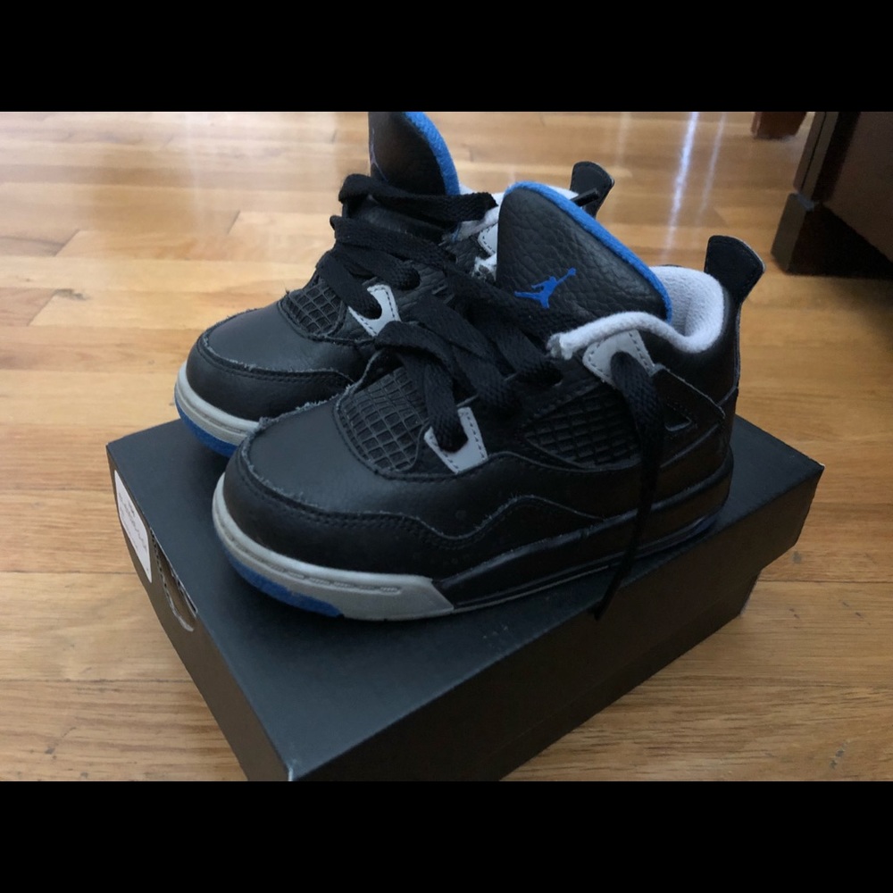 Boys size 8 Jordan’s